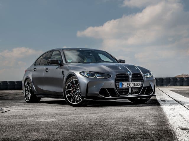 https://wsa-website-assets.s3.amazonaws.com/assets/images/2022-bmw-m3-xDrive.jpg