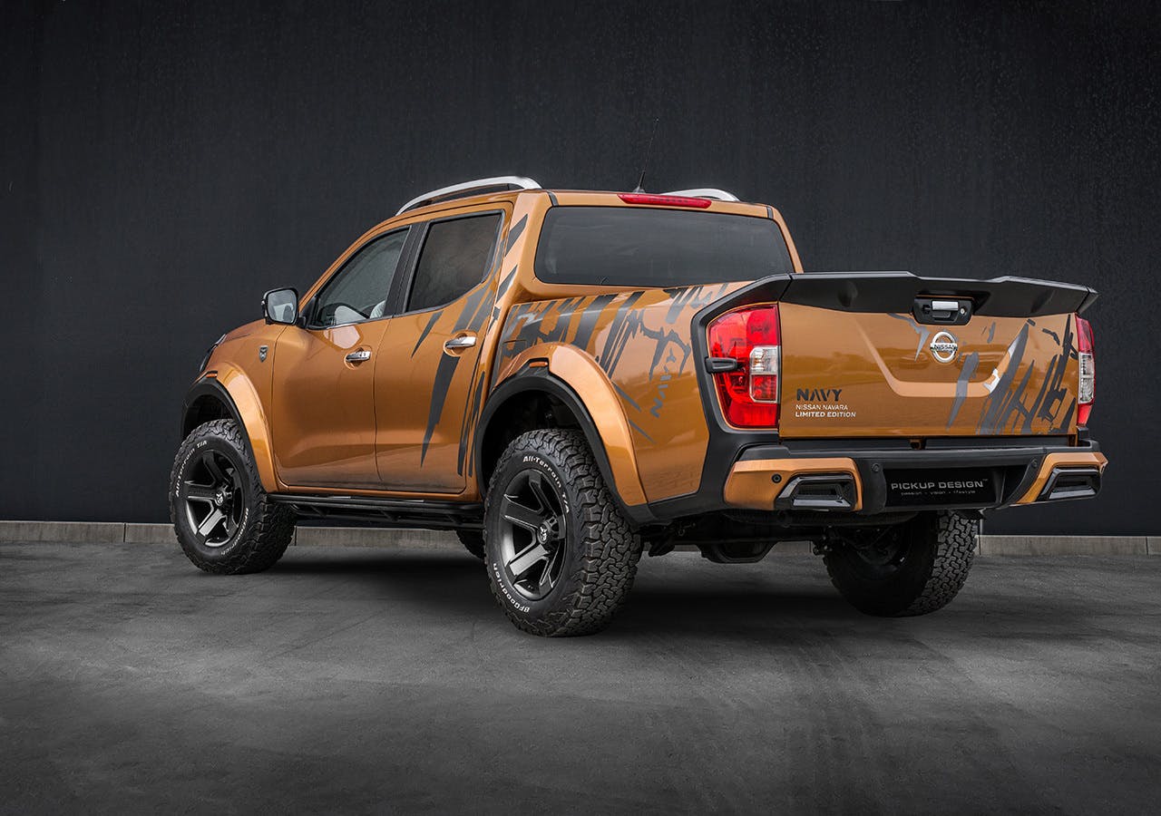 https://wsa-website-assets.s3.amazonaws.com/assets/images/PICKUP_DESIGN_NISSAN_NAVARA_NAVY_EXCLUSIVE_STYLING_PACKAGE_04.jpg