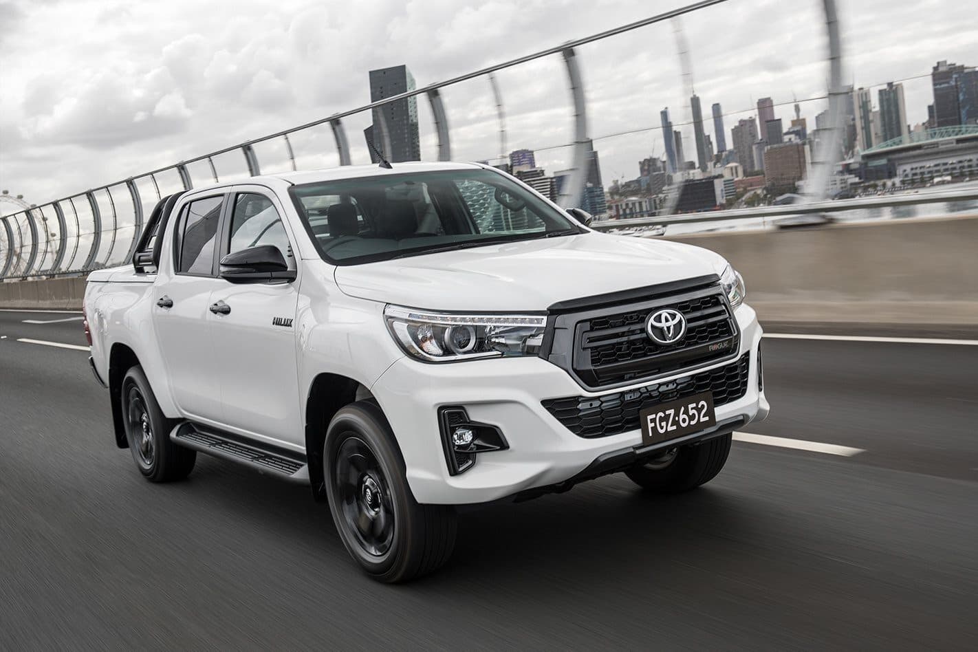 Toyota hilux kead